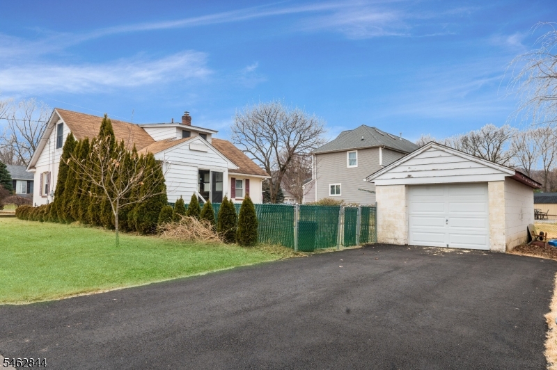 24 Morris Avenue Montville NJ 07045