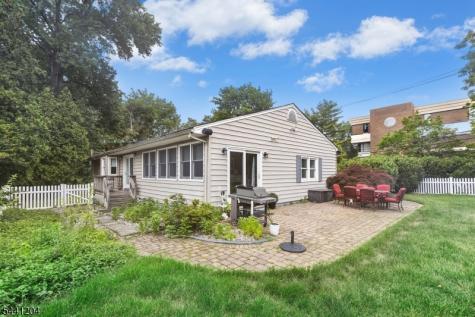 2 Princeton Road Cranford NJ 07016