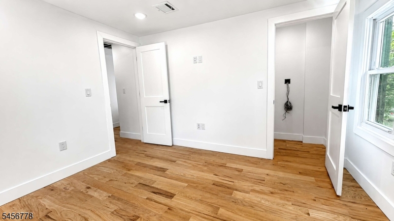 290 S 20th Street Newark NJ 07103