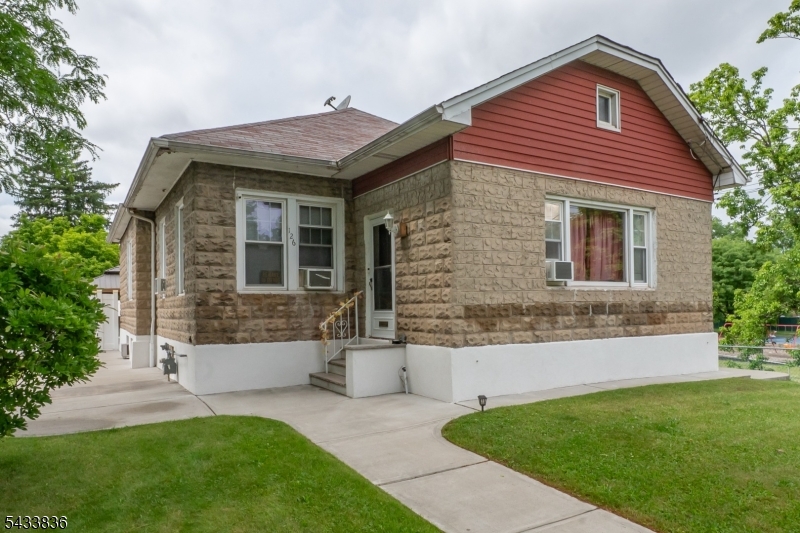 126 W Curtis Street Linden NJ 07036