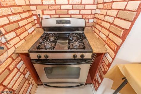 126 W Curtis Street Linden NJ 07036