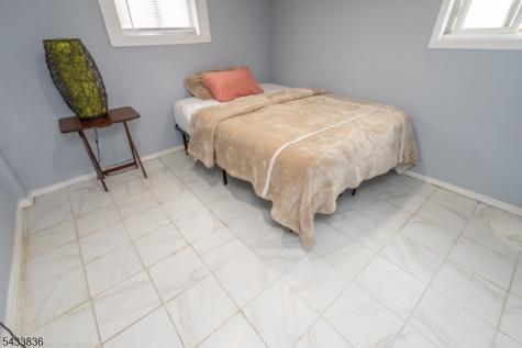 126 W Curtis Street Linden NJ 07036