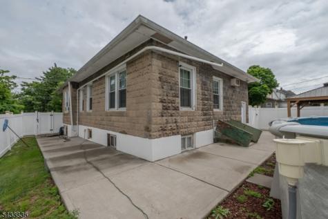 126 W Curtis Street Linden NJ 07036