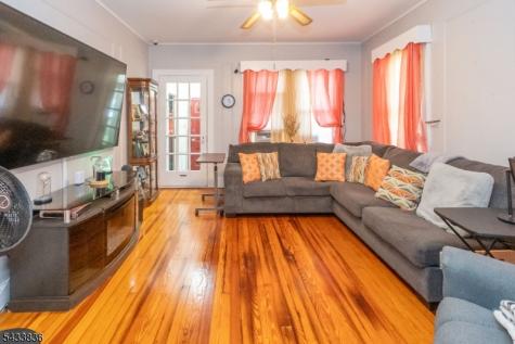 126 W Curtis Street Linden NJ 07036