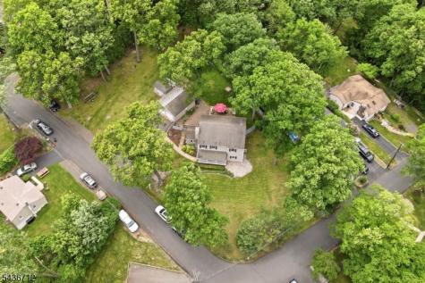 13 Highview Trail Jefferson NJ 07885