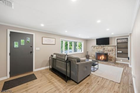 13 Highview Trail Jefferson NJ 07885