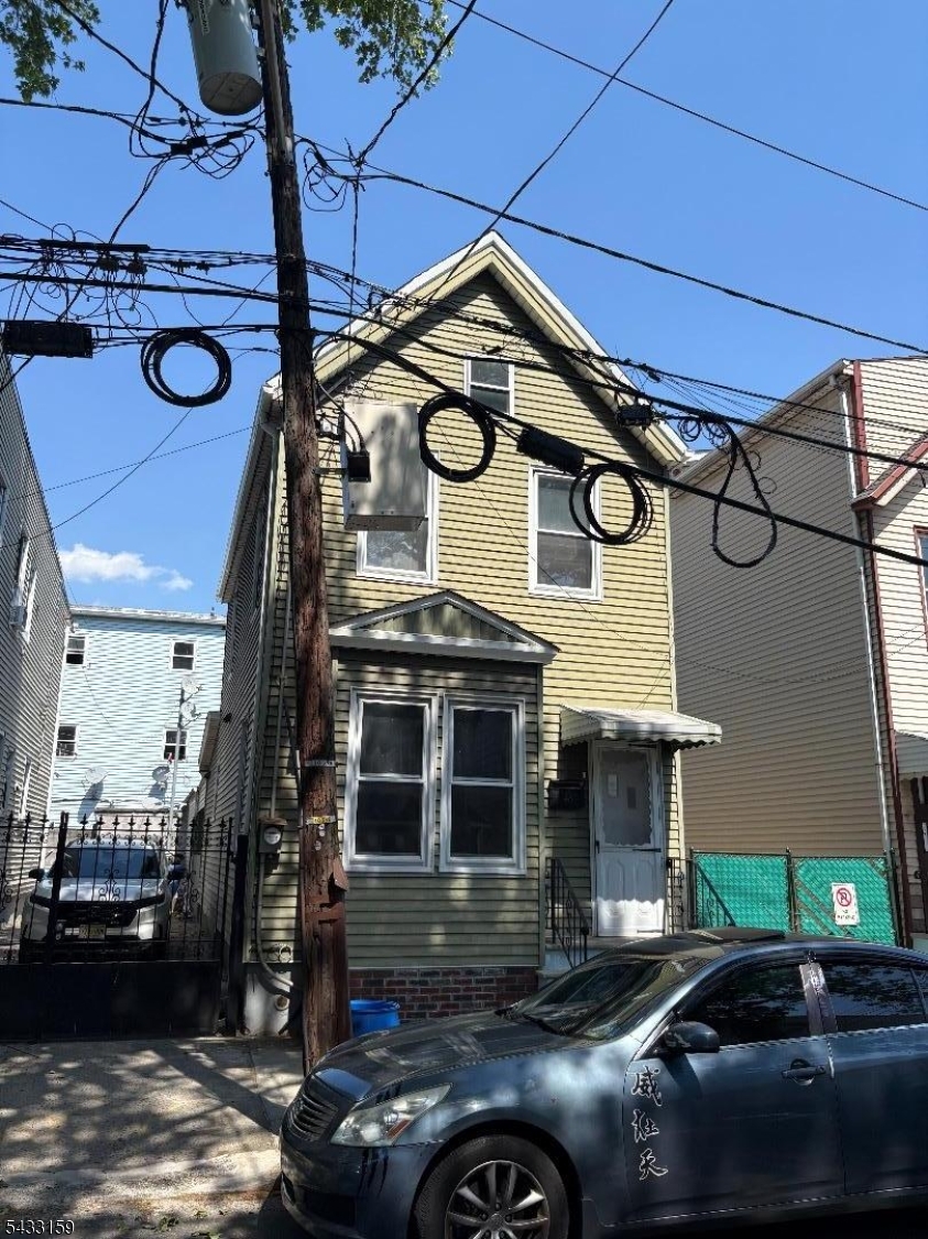 48 Lentz Avenue Newark NJ 07105