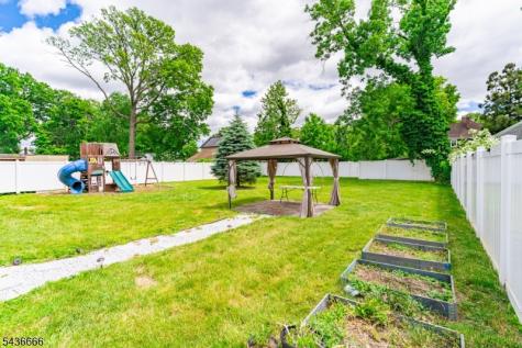 246 E 2nd Avenue Roselle NJ 07203
