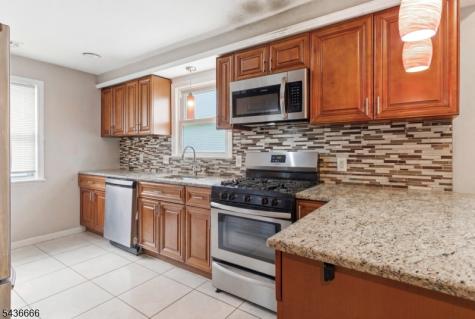 246 E 2nd Avenue Roselle NJ 07203