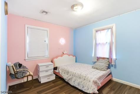 246 E 2nd Avenue Roselle NJ 07203
