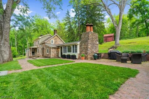 37 Brookville Hollow Road Delaware NJ 08559