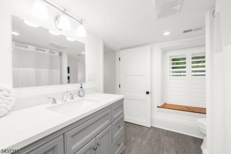37 Brookville Hollow Road Delaware NJ 08559