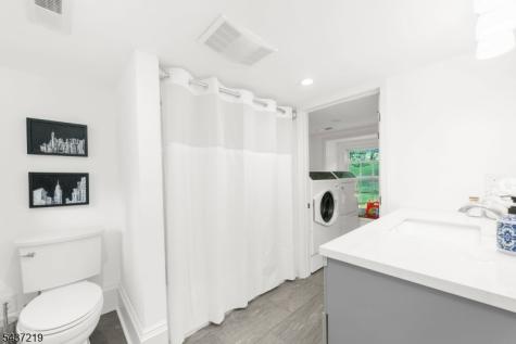 37 Brookville Hollow Road Delaware NJ 08559