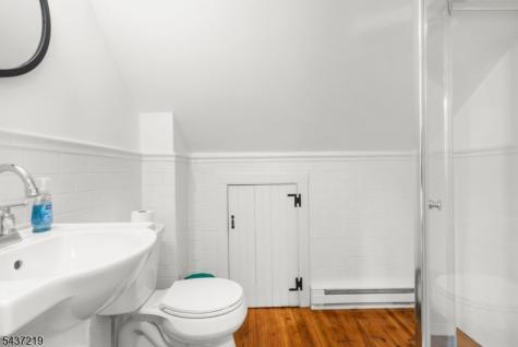 37 Brookville Hollow Road Delaware NJ 08559