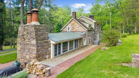 37 Brookville Hollow Road Delaware NJ 08559