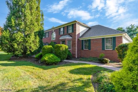 6 Pinewood Lane Warren NJ 07059