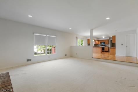 6 Pinewood Lane Warren NJ 07059