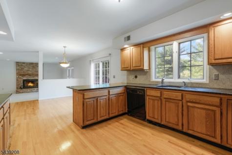 6 Pinewood Lane Warren NJ 07059