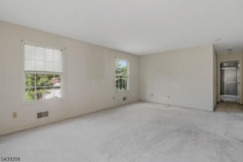 6 Pinewood Lane Warren NJ 07059