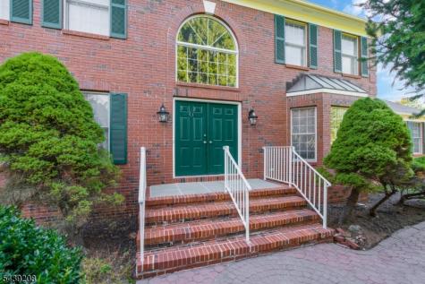6 Pinewood Lane Warren NJ 07059