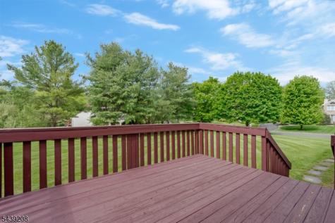 6 Pinewood Lane Warren NJ 07059