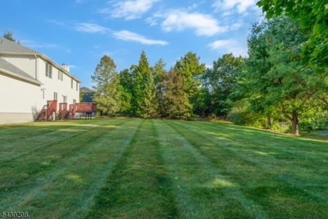 6 Pinewood Lane Warren NJ 07059