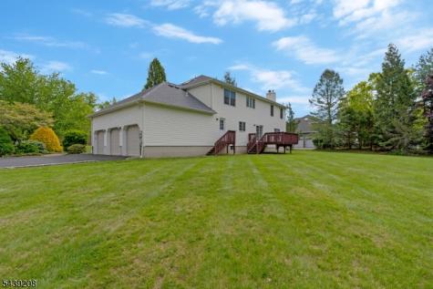 6 Pinewood Lane Warren NJ 07059