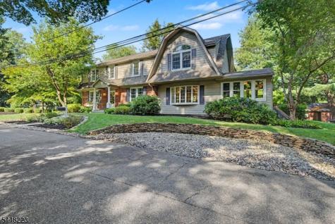 1 Warwick Road Mountain Lakes NJ 07046