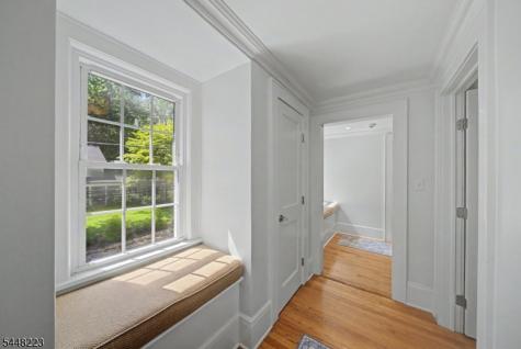 1 Warwick Road Mountain Lakes NJ 07046