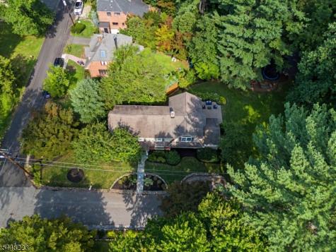 1 Warwick Road Mountain Lakes NJ 07046