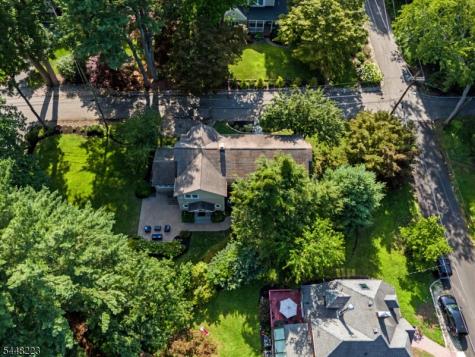1 Warwick Road Mountain Lakes NJ 07046