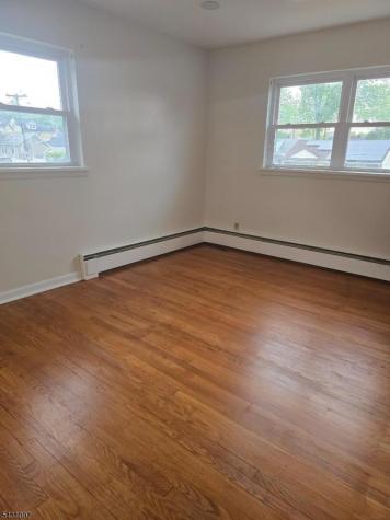 35 E 36th Street Paterson NJ 07514