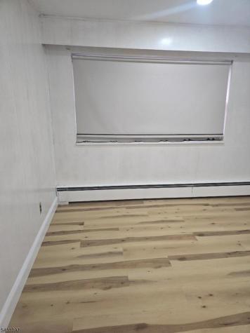 35 E 36th Street Paterson NJ 07514