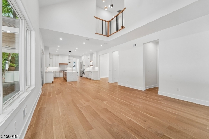 54 Martin Road Livingston NJ 07039