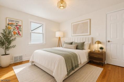 49 Amherst Place Livingston NJ 07039