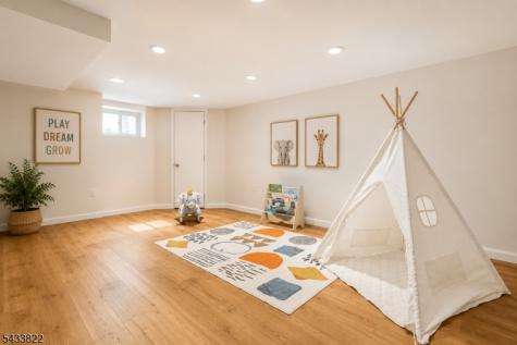 49 Amherst Place Livingston NJ 07039