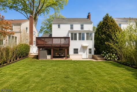 49 Amherst Place Livingston NJ 07039