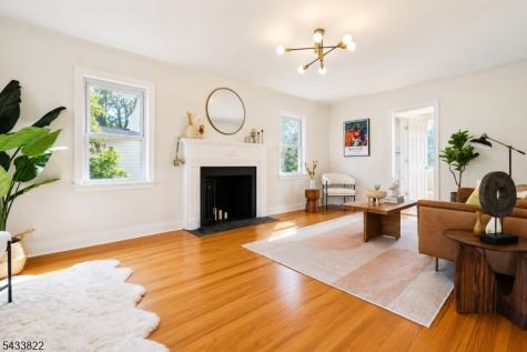 49 Amherst Place Livingston NJ 07039