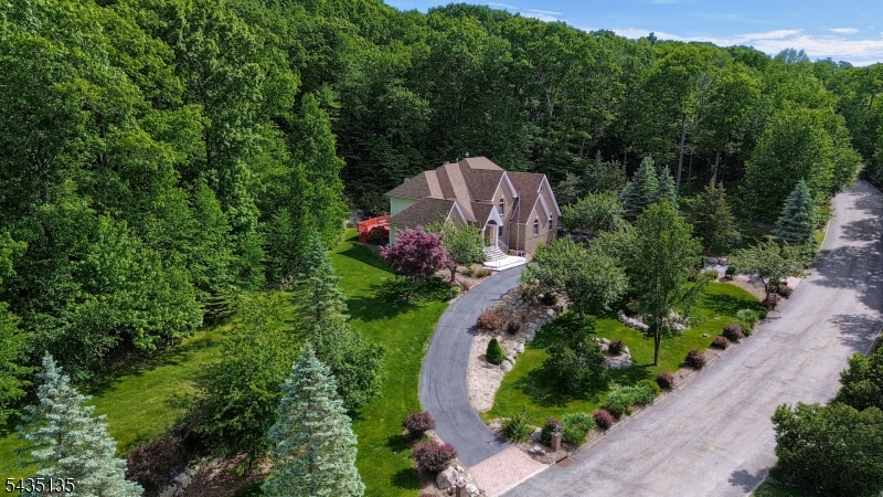 26 Stonehedge Drive Hardyston NJ 07460