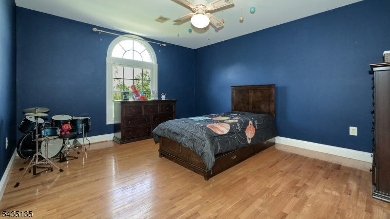26 Stonehedge Drive Hardyston NJ 07460