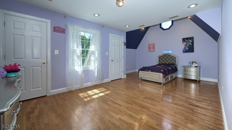 26 Stonehedge Drive Hardyston NJ 07460