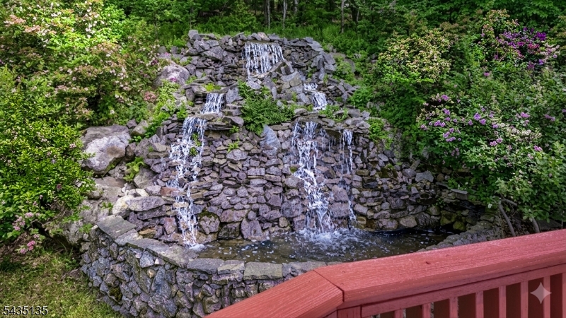 26 Stonehedge Drive Hardyston NJ 07460