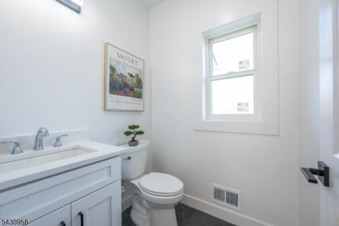 7 Emerald Drive Hardyston NJ 07419