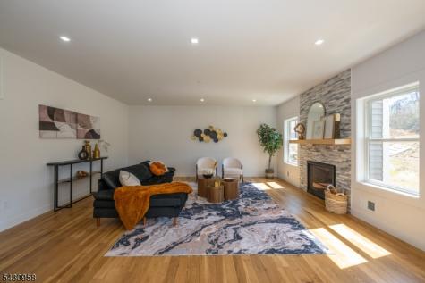 7 Emerald Drive Hardyston NJ 07419