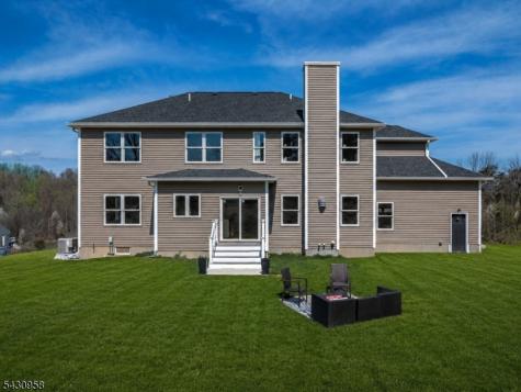7 Emerald Drive Hardyston NJ 07419