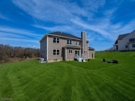 7 Emerald Drive Hardyston NJ 07419