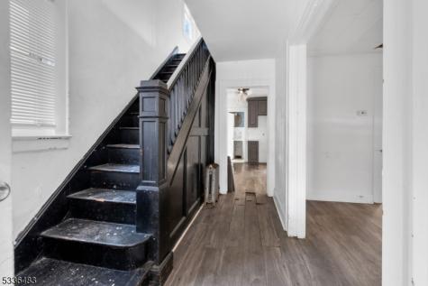 184 Sunset Avenue Newark NJ 07106