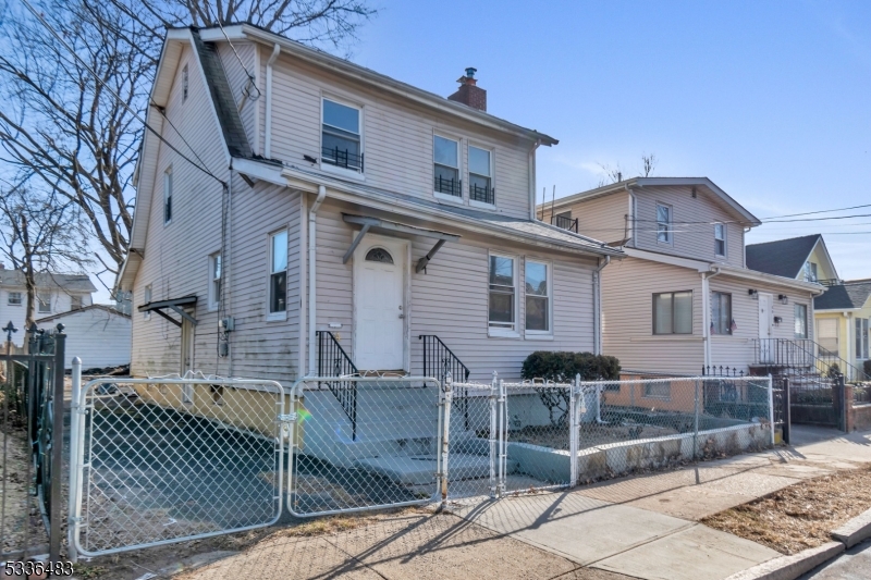 184 Sunset Avenue Newark NJ 07106
