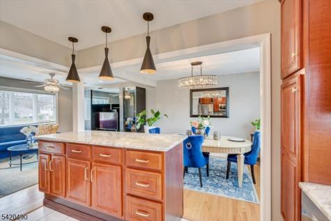 63 Arden Street Franklin NJ 08873