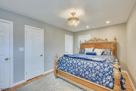 63 Arden Street Franklin NJ 08873